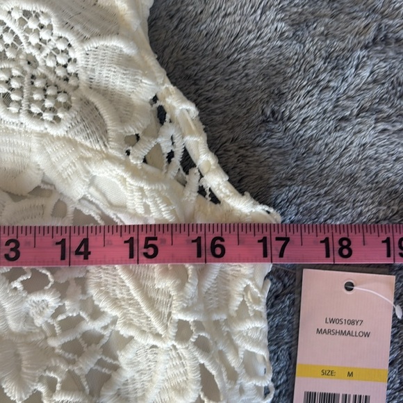 Nanette Lepore Lace Sleeveless Top in Marshmallow Size Medium NWT - Picture 7 of 10